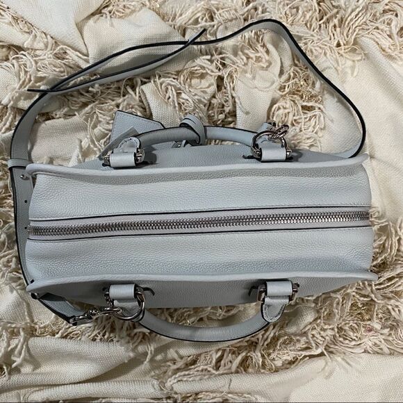 Loewe Amazona 28 Tote Bag in Light Blue - Picture 5 of 14